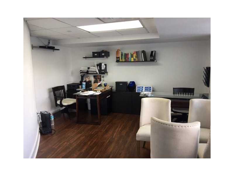 1200West Ave, Miami Beach, FL 33139