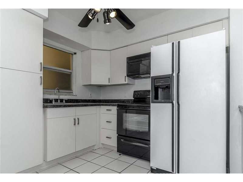 851Meridian Ave, Miami Beach, FL 33139