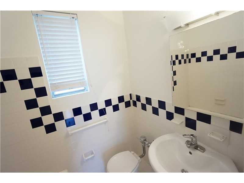 639 12th St 4, Miami Beach, FL 33139