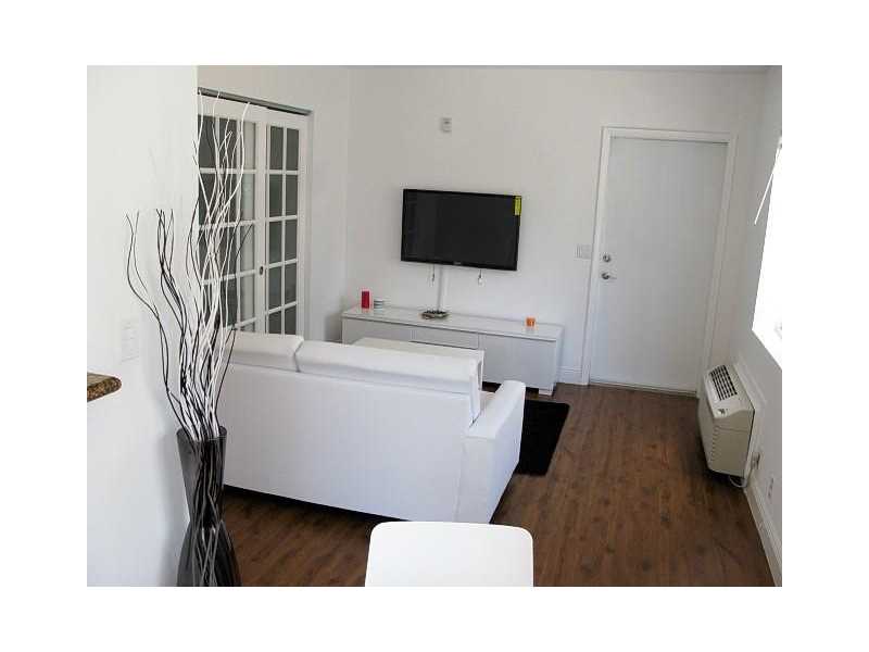 124114th St, Miami Beach, FL 33139