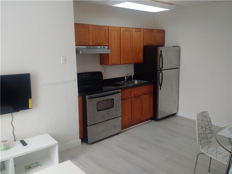 842Meridian Ave, Miami Beach, FL 33139