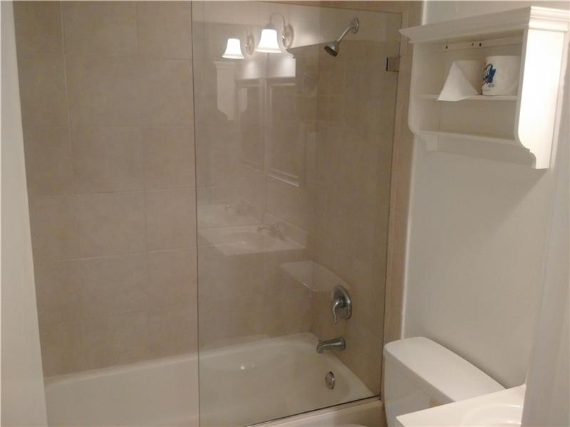 842Meridian Ave, Miami Beach, FL 33139