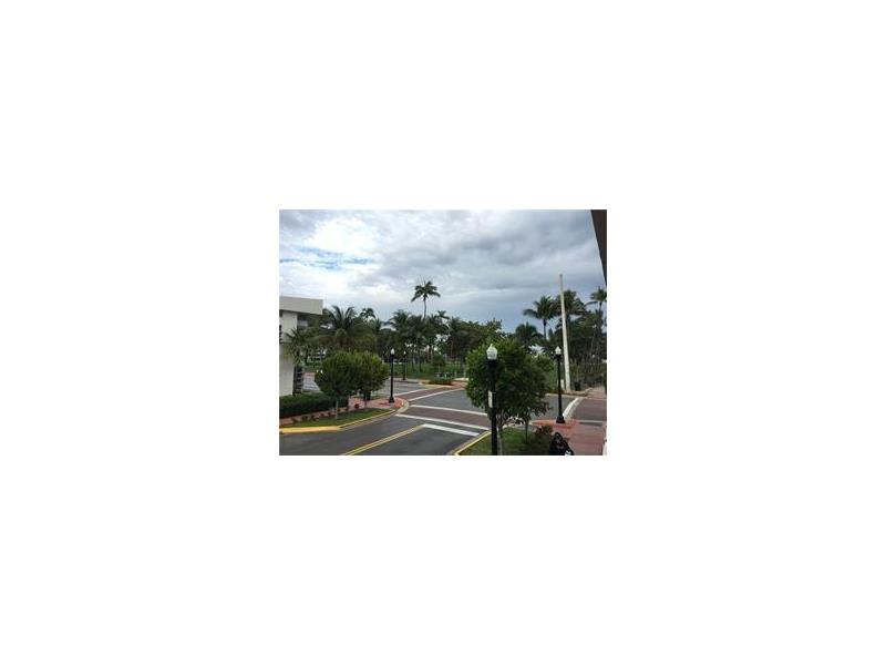 158Ocean Dr, Miami Beach, FL 33139