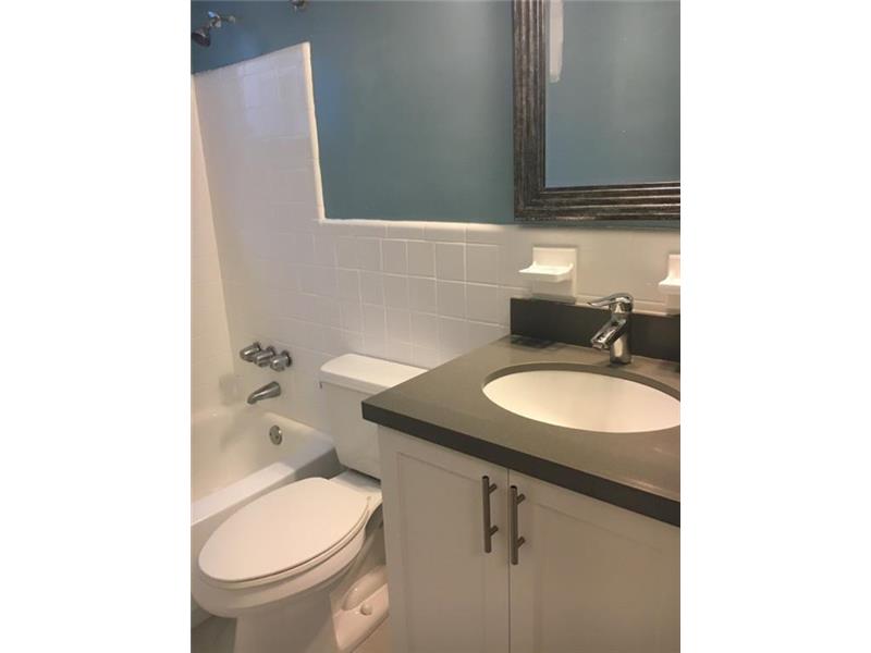 158Ocean Dr, Miami Beach, FL 33139
