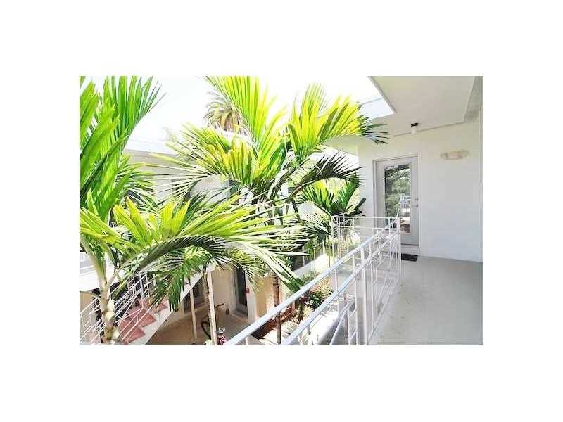 1550 Pennsylvania Ave 128, Miami Beach, FL 33139