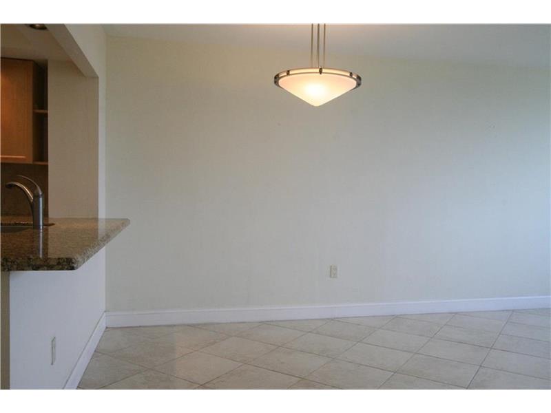 1020Meridian Ave, Miami Beach, FL 33139