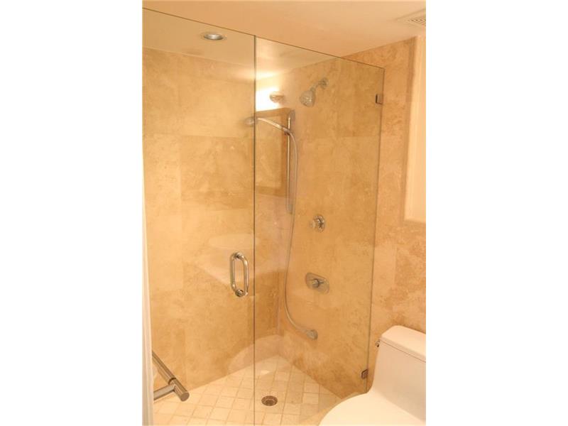 1020Meridian Ave, Miami Beach, FL 33139