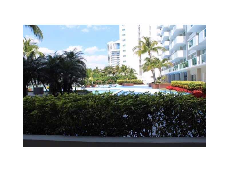 1000West Ave, Miami Beach, FL 33139