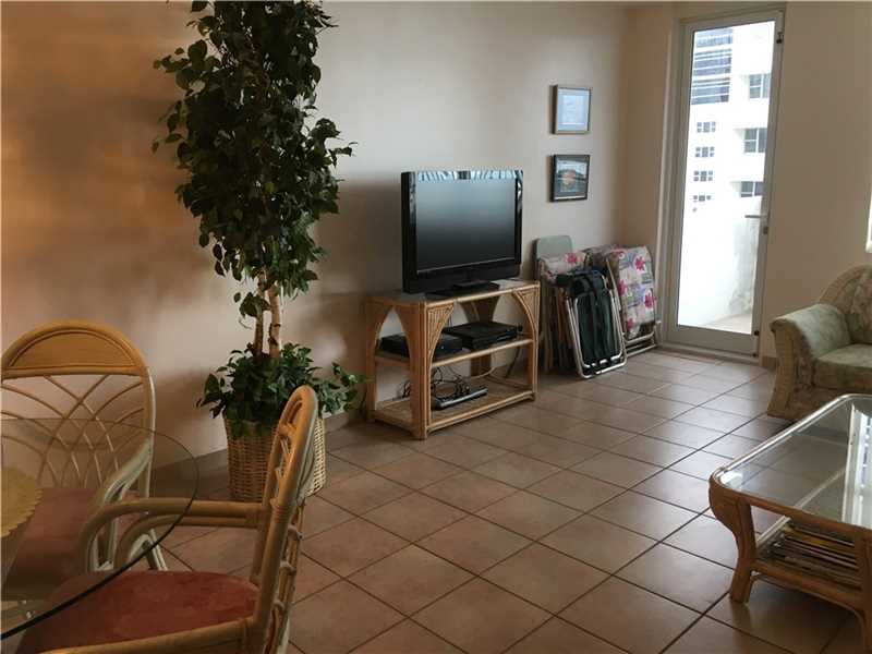 100Lincoln Rd, Miami Beach, FL 33139