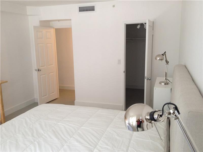 1500Bay Rd, Miami Beach, FL 33139