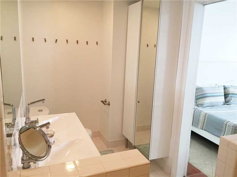 1390OCEAN DRIVE, Miami Beach, FL 33139