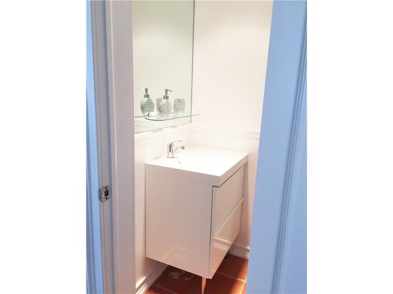 1390OCEAN DRIVE, Miami Beach, FL 33139