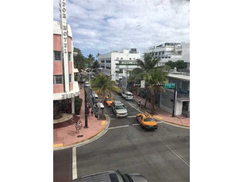 1100Collins Ave, Miami Beach, FL 33139