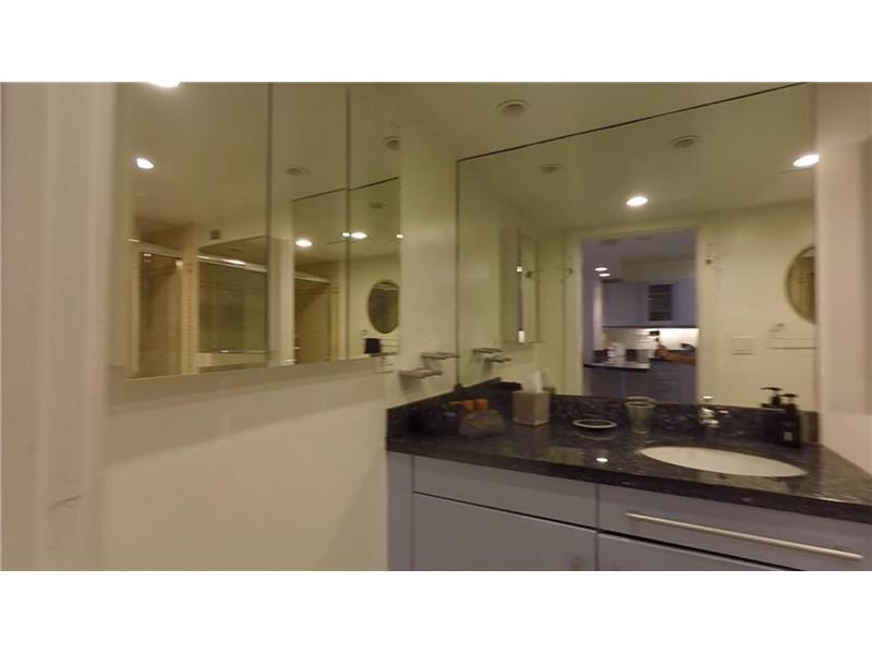 2301Collins Ave, Miami Beach, FL 33139