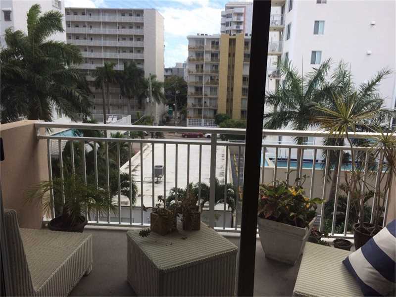1665Bay Rd, Miami Beach, FL 33139