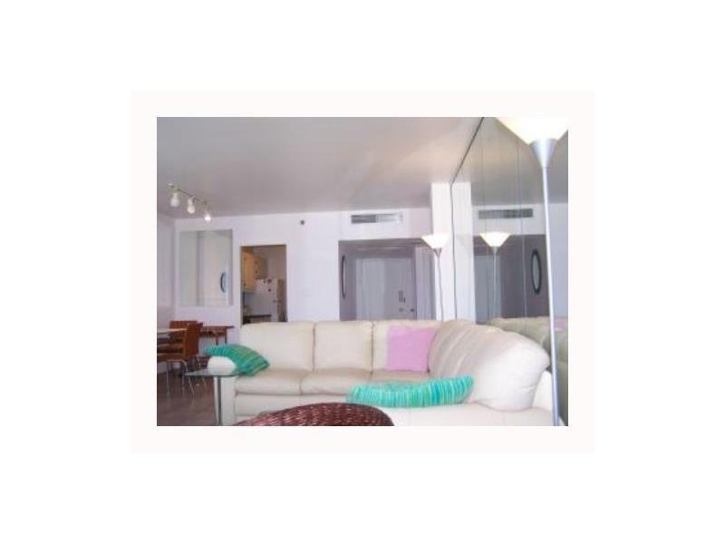 100Lincoln Rd, Miami Beach, FL 33139