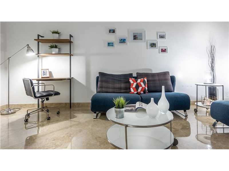 1525Pennsylvania Ave, Miami Beach, FL 33139