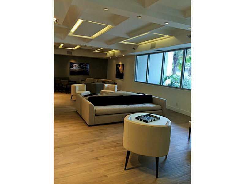 100Lincoln Rd, Miami Beach, FL 33139