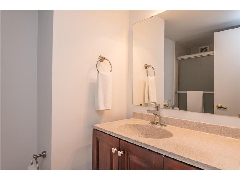 2301Collins Ave, Miami Beach, FL 33139