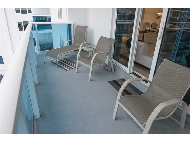 2301Collins Ave, Miami Beach, FL 33139