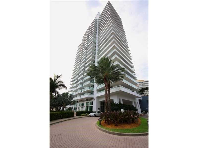 10VENETIAN WY, Miami Beach, FL 33139
