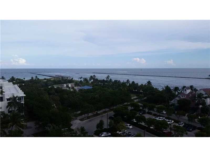 400 South POINTE DR, Miami Beach, FL 33139