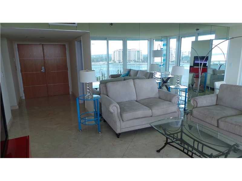 400 South POINTE DR, Miami Beach, FL 33139