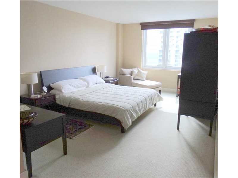 2301Collins Ave, Miami Beach, FL 33139