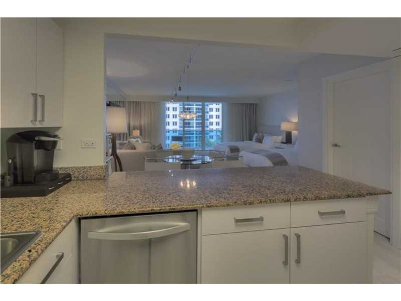 2301Collins Ave, Miami Beach, FL 33139