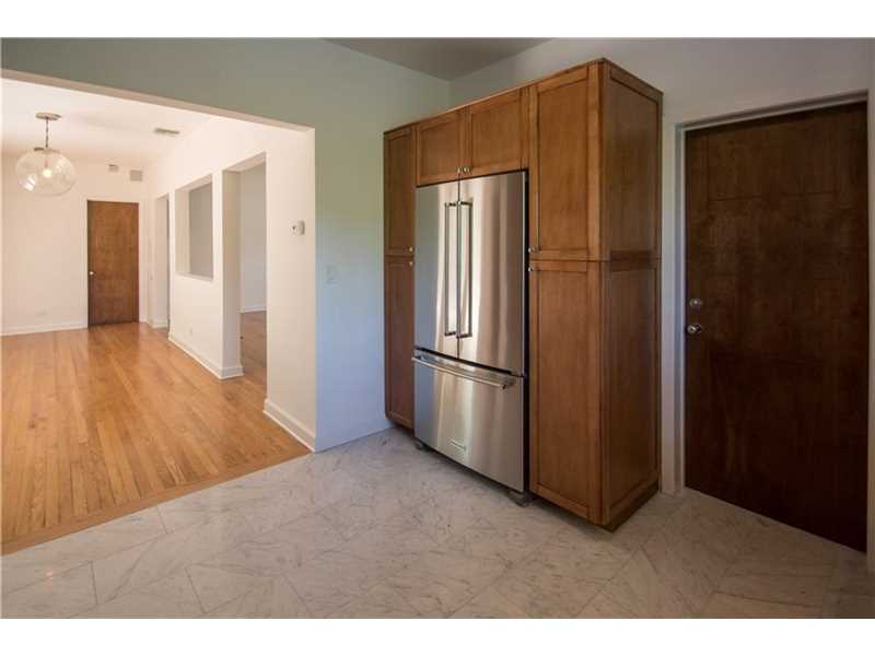 35 West Dilido Dr, Miami Beach, FL 33139