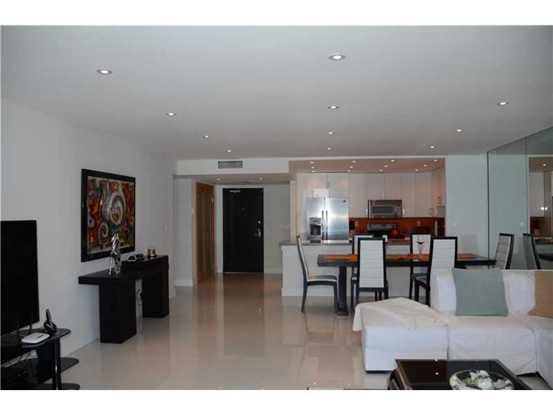 2301Collins Ave, Miami Beach, FL 33139