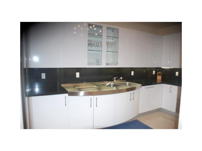 100POINTE DR, Miami Beach, FL 33139