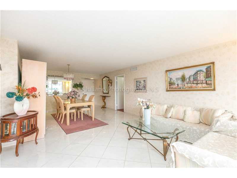 6039Collins Ave, Miami Beach, FL 33140