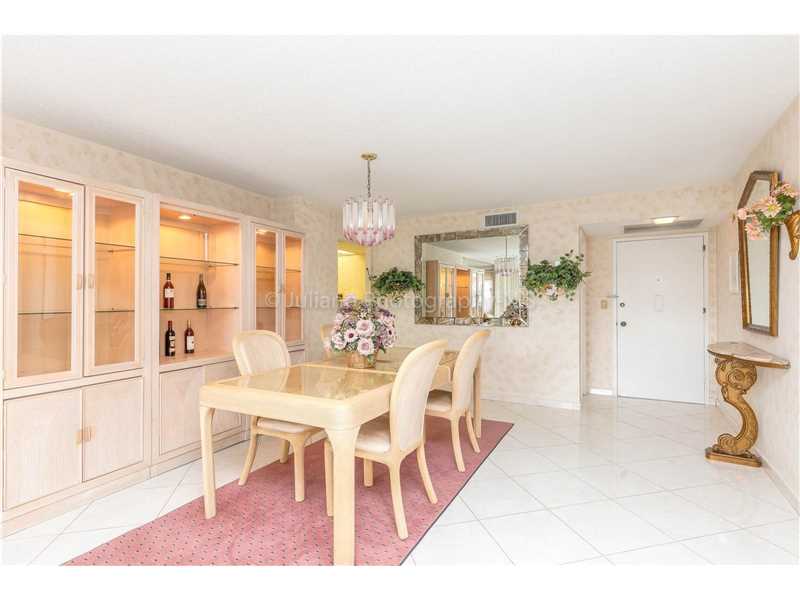 6039Collins Ave, Miami Beach, FL 33140