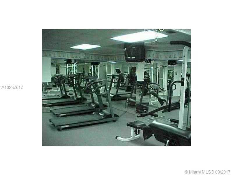 2899Collins Ave, Miami Beach, FL 33140