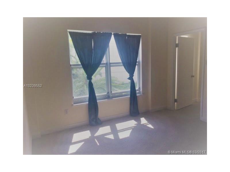 4035 North Meridian Ave, Miami Beach, FL 33140