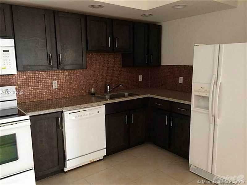 1001 West 46th St, Miami Beach, FL 33140