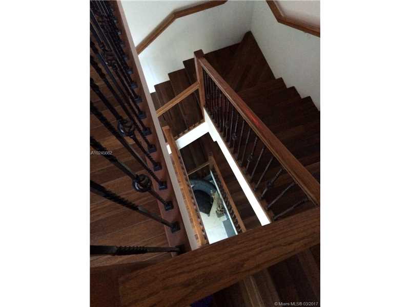 1001 West 46th St, Miami Beach, FL 33140