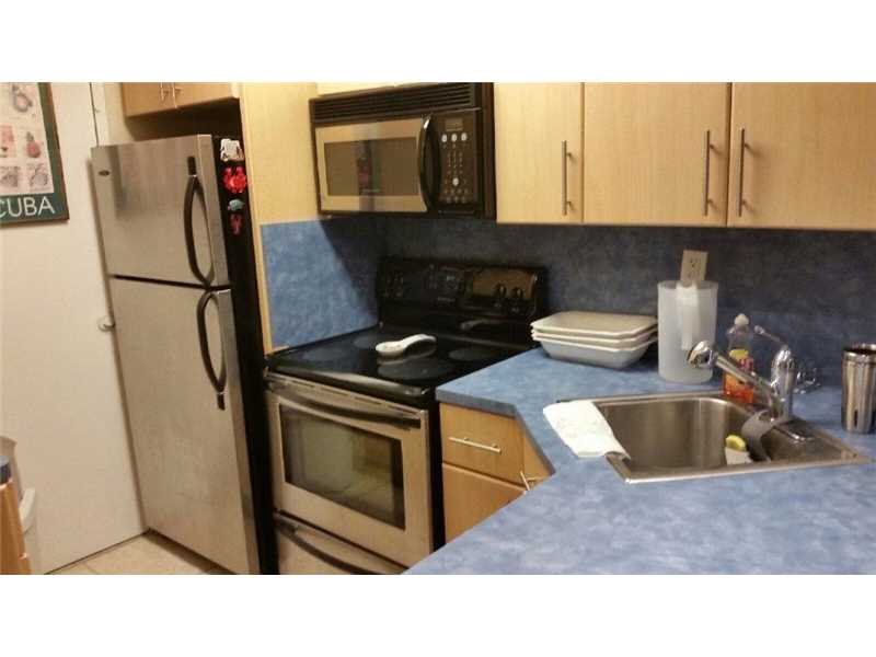 2899Collins Ave, Miami Beach, FL 33140