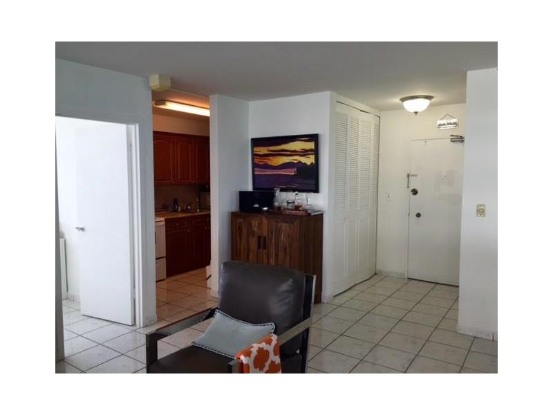5313Collins Ave, Miami Beach, FL 33140