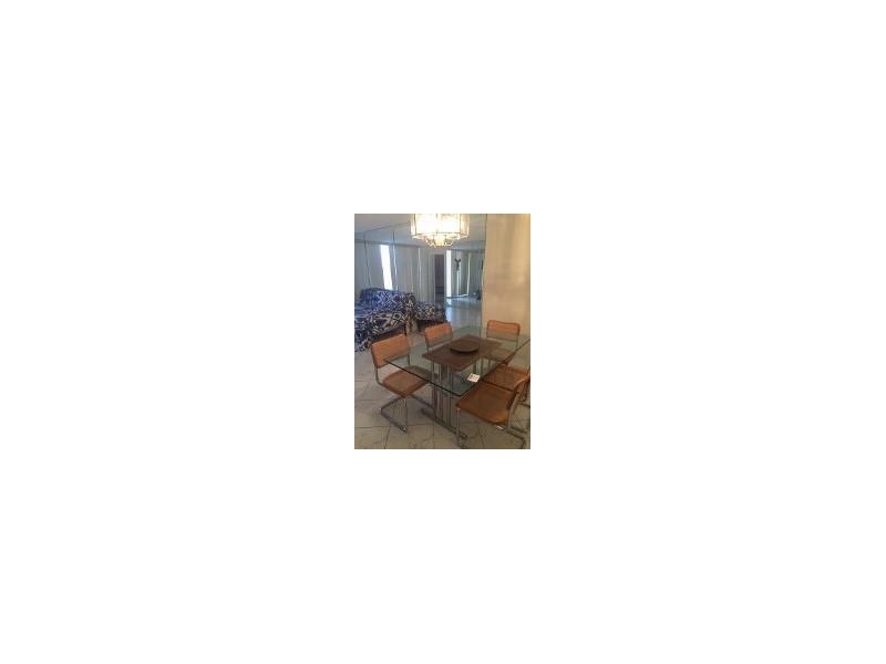 2655Collins Av, Miami Beach, FL 33140