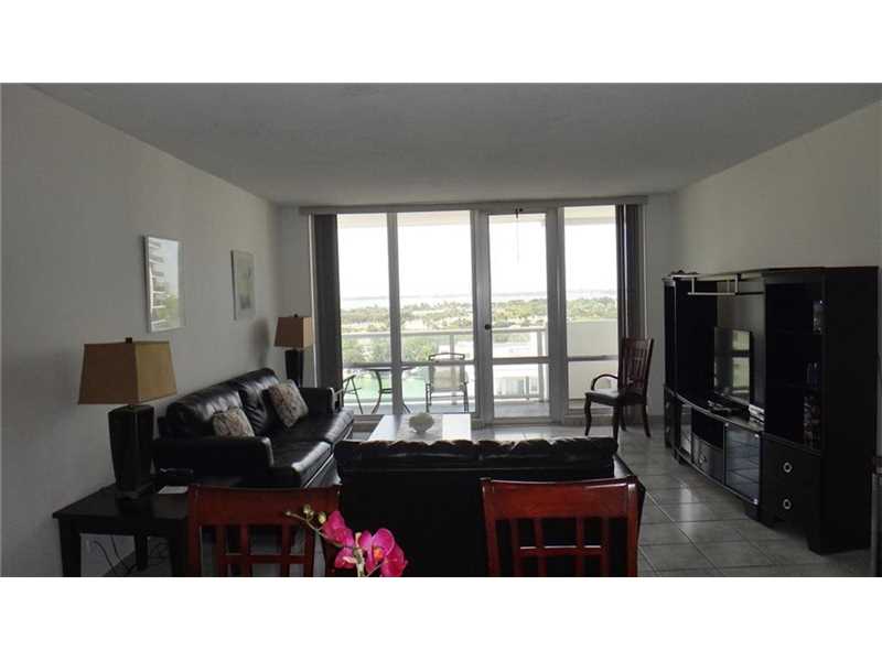 5601Collins Ave, Miami Beach, FL 33140