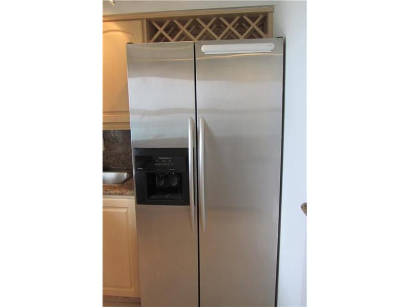 5701 Northeast Collins Ave, Miami Beach, FL 33140