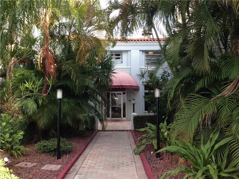 21530th St, Miami Beach, FL 33140