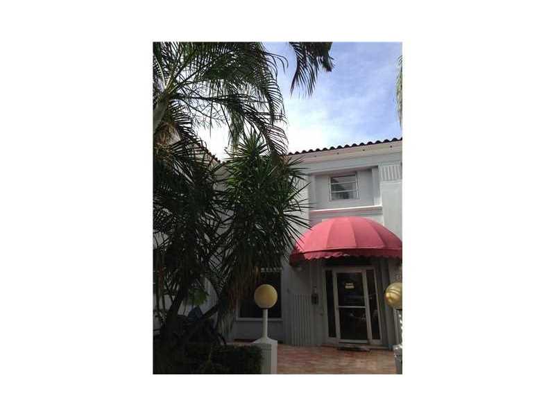 21530th St, Miami Beach, FL 33140