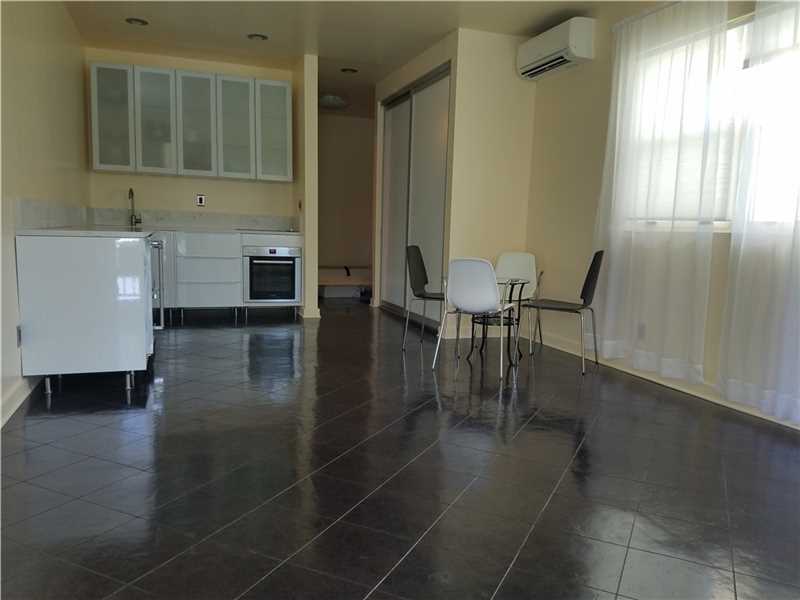 2445 East Lake Pancoast Dr, Miami Beach, FL 33140