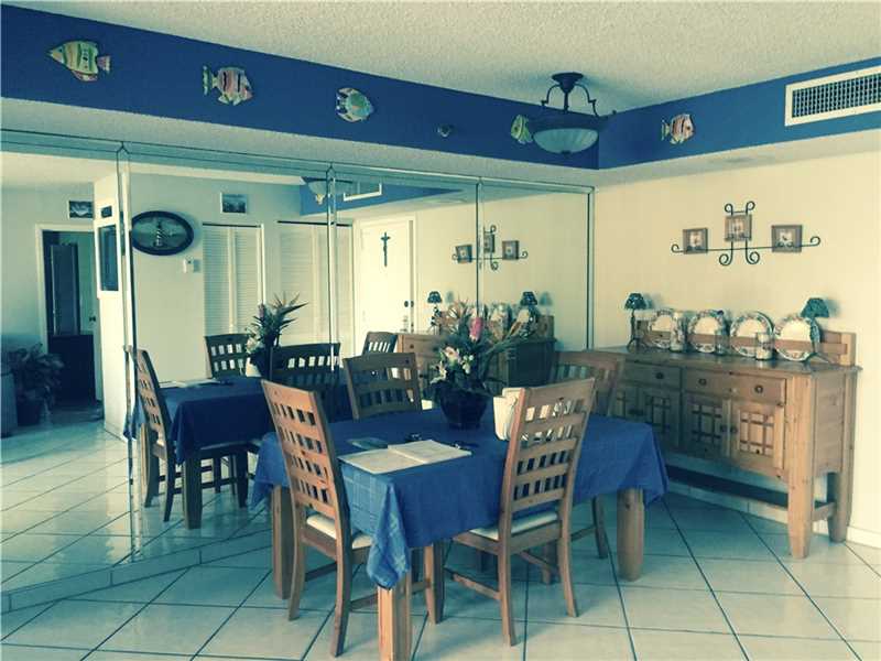 2625COLLINS AV, Miami Beach, FL 33140