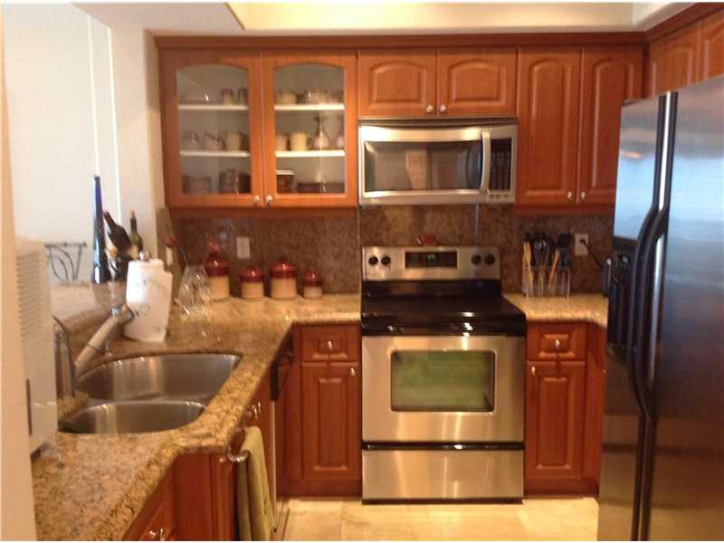 5701Collins Ave, Miami Beach, FL 33140