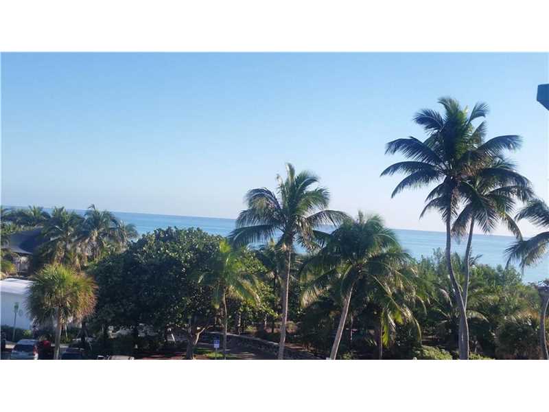 5255Collins Ave, Miami Beach, FL 33140
