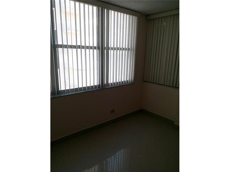 6039Collins Ave, Miami Beach, FL 33140